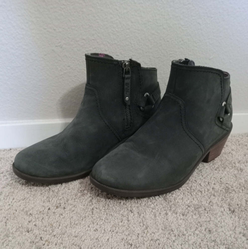 Teva | Foxy Gray Suede Nubuck Ankle Boot Booties Size 8 - Picture 2 of 13